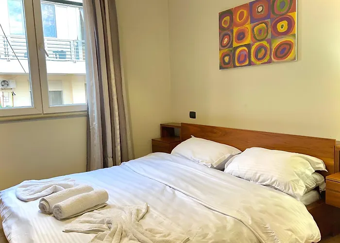 New Bliss Bazaar Apartamento Tirana